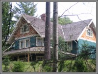 The Hale Eddy Bed & Breakfast Suites, Salt Spring Island  - Looking at Forest Suite on second floor